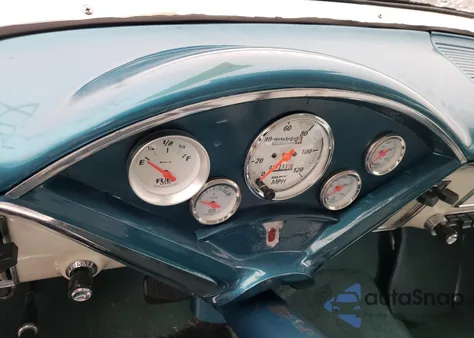 1955 Mercury Montclair z USA, uszkodzony, nr VIN 55WA31128M